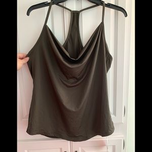 Fabletics top